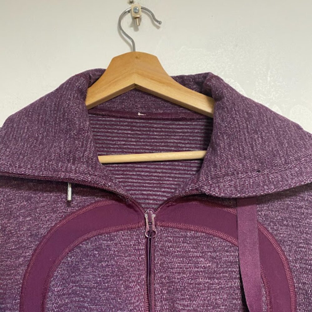 Lululemon Athletica Scuba Women's Burgundy Hoodie Jacket Size 8 - Picture 12 of 16